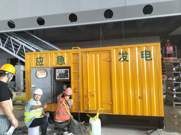 肃南怎样判断空气滤清器是否需要更换?